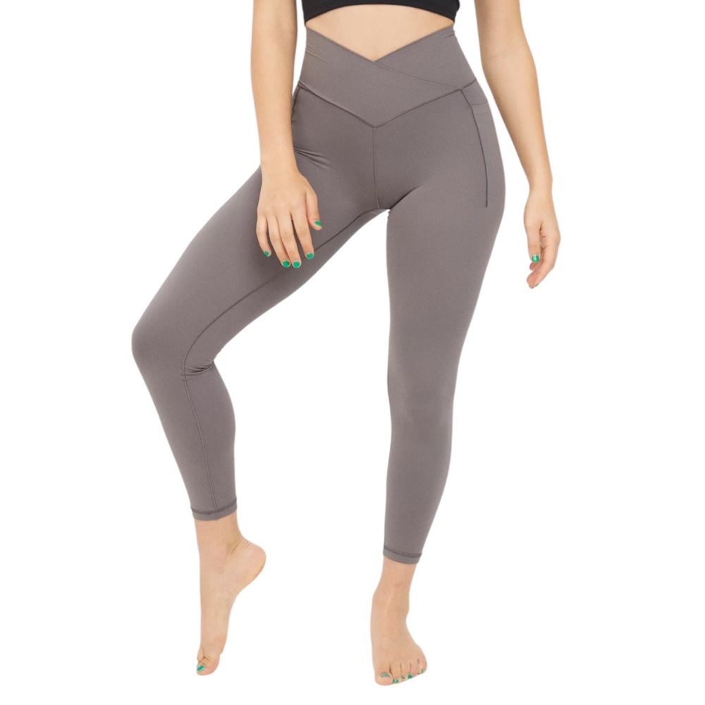 aerie High-Waist V-Cut Seamless Leggings in Taupe